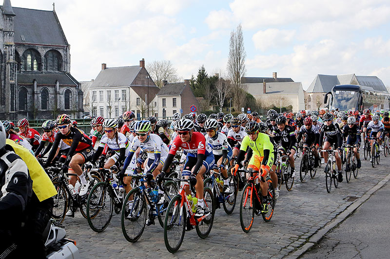 Photo RVV 2015, start of the woman's race